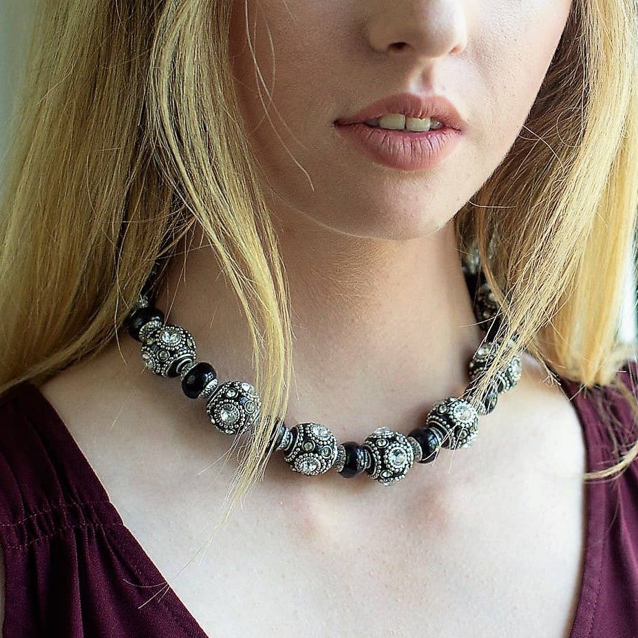 Gardenia Jewelry Ltd. - Graduated Black Ceramic & Rhinestone Lamp Work Bead Necklace