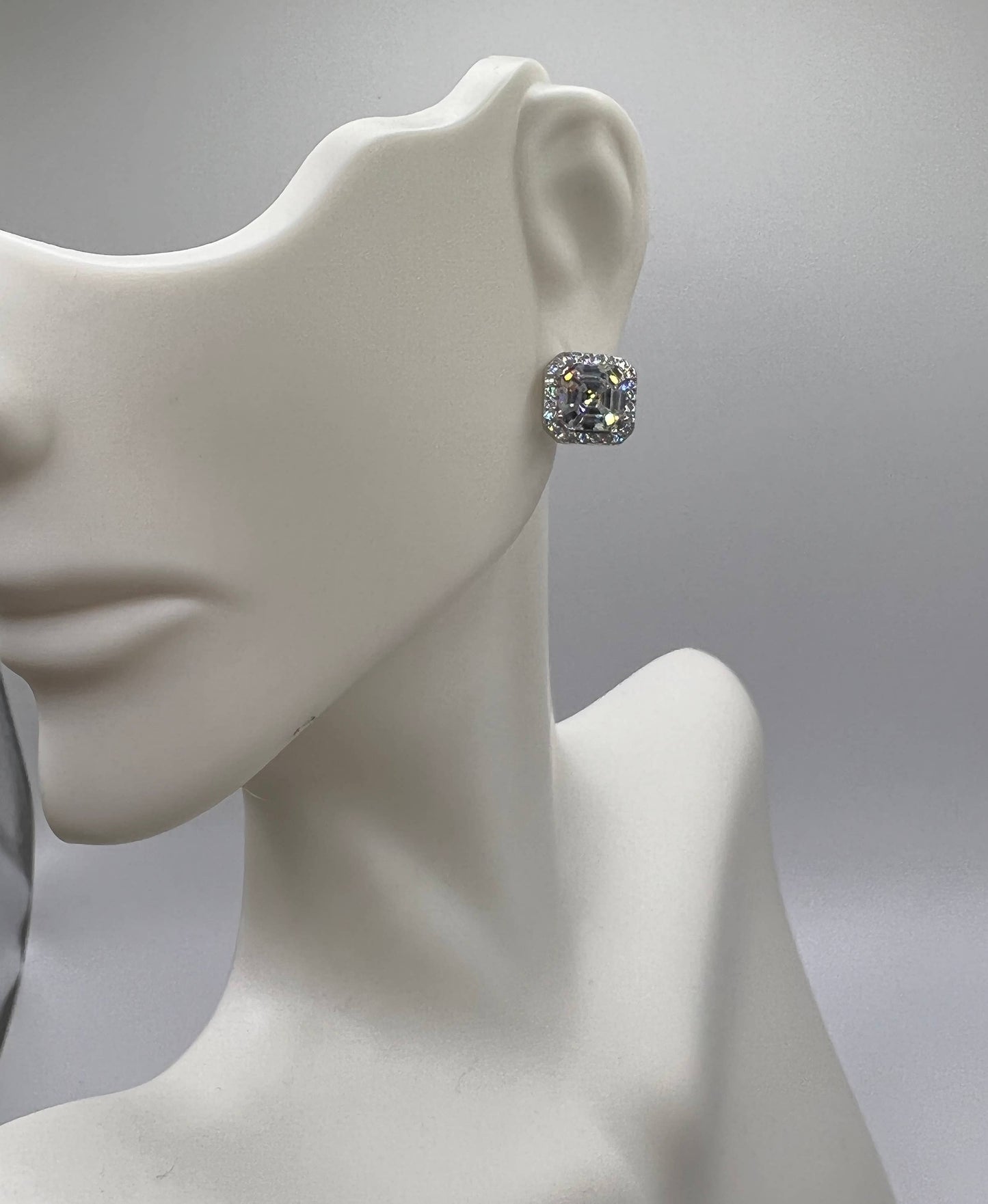Queen Jewels - 925 Silver/Gold Asscher-cut Halo Stud Earrings
