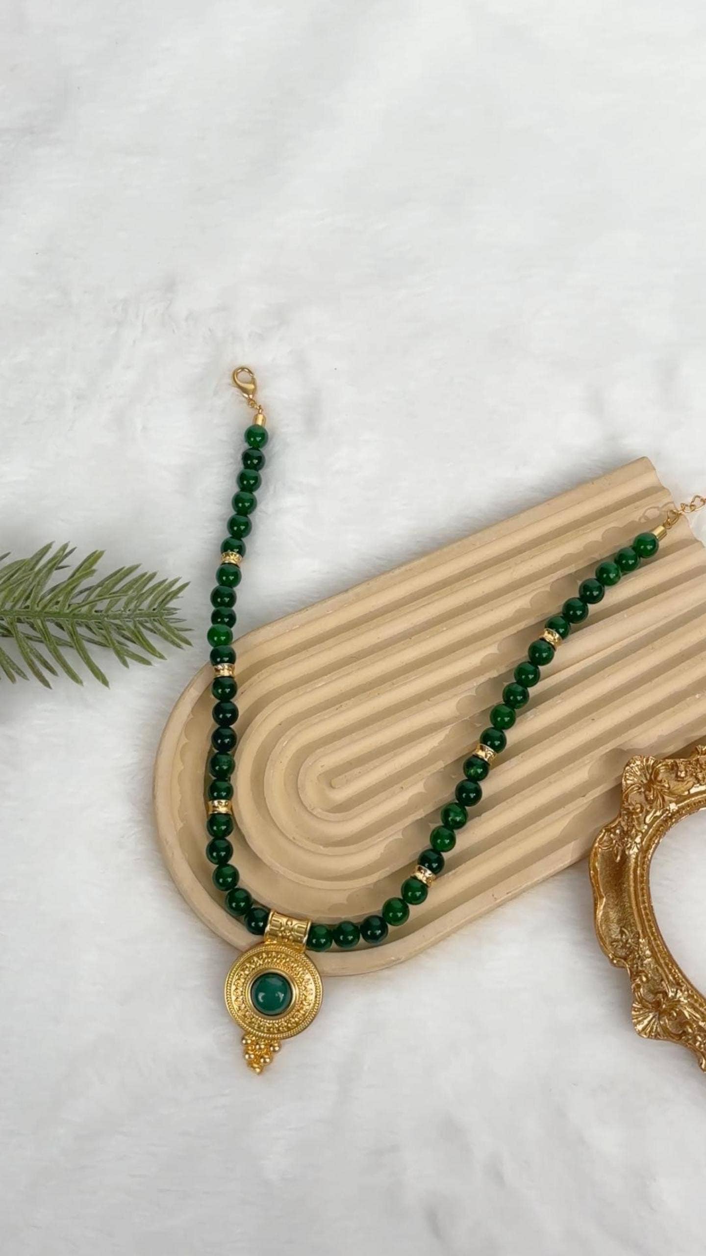 GirlyPirateCo - Vintage 18K Gold Plated Natural Green Stone Necklace