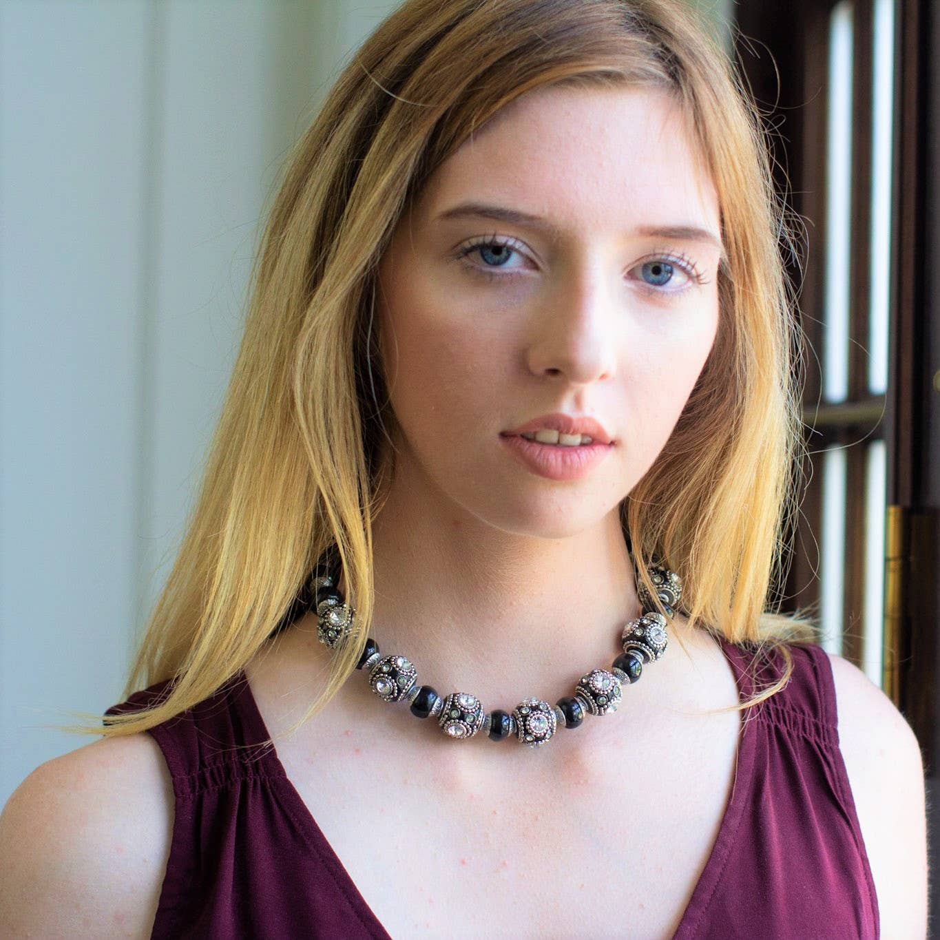 Gardenia Jewelry Ltd. - Graduated Black Ceramic & Rhinestone Lamp Work Bead Necklace