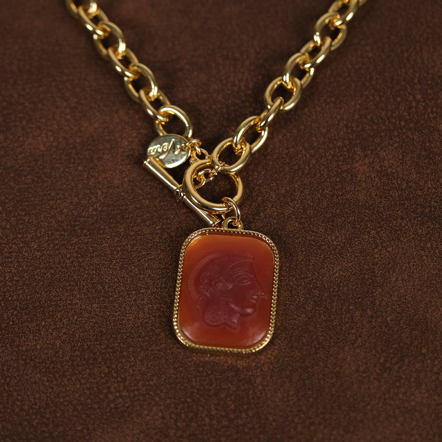 GirlyPirateCo - Vintage Elegant 18K Gold Plated Red Pendant Necklace