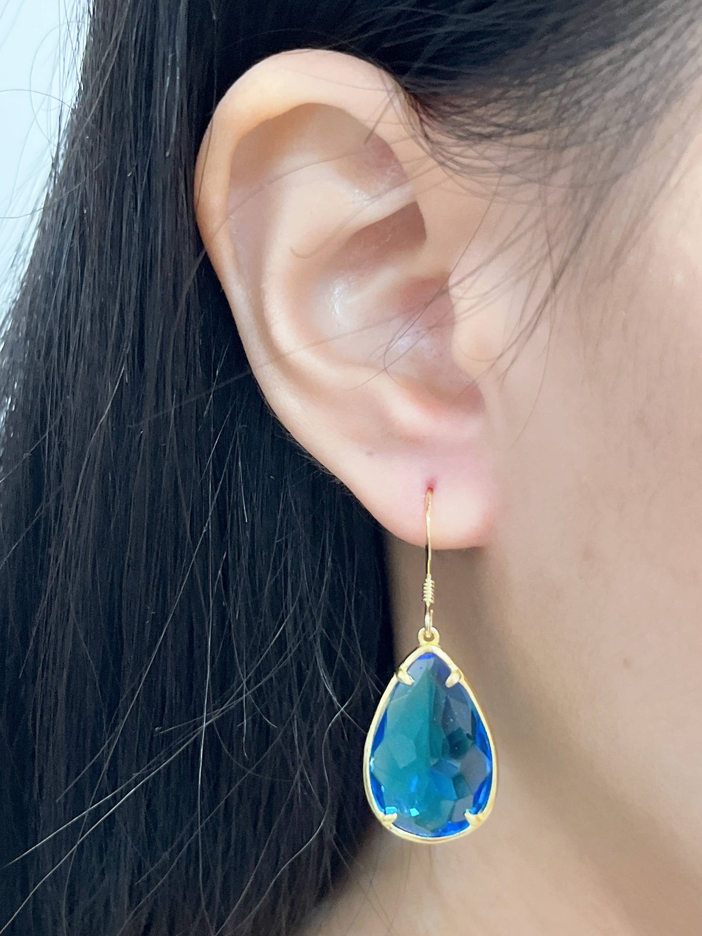 Zoey Simmons - Swiss Blue Crystal Pear Cut Drop Earrings In Gold - GF