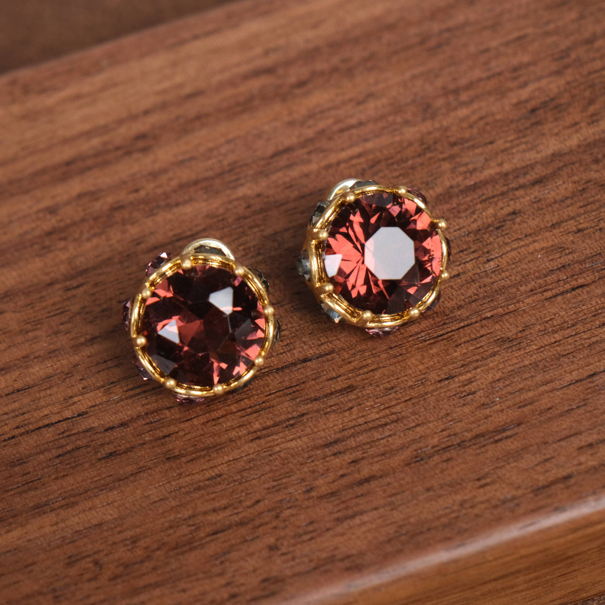 GirlyPirateCo - Vintage 18K Gold Plated Burgundy Crystal Stud Earrings