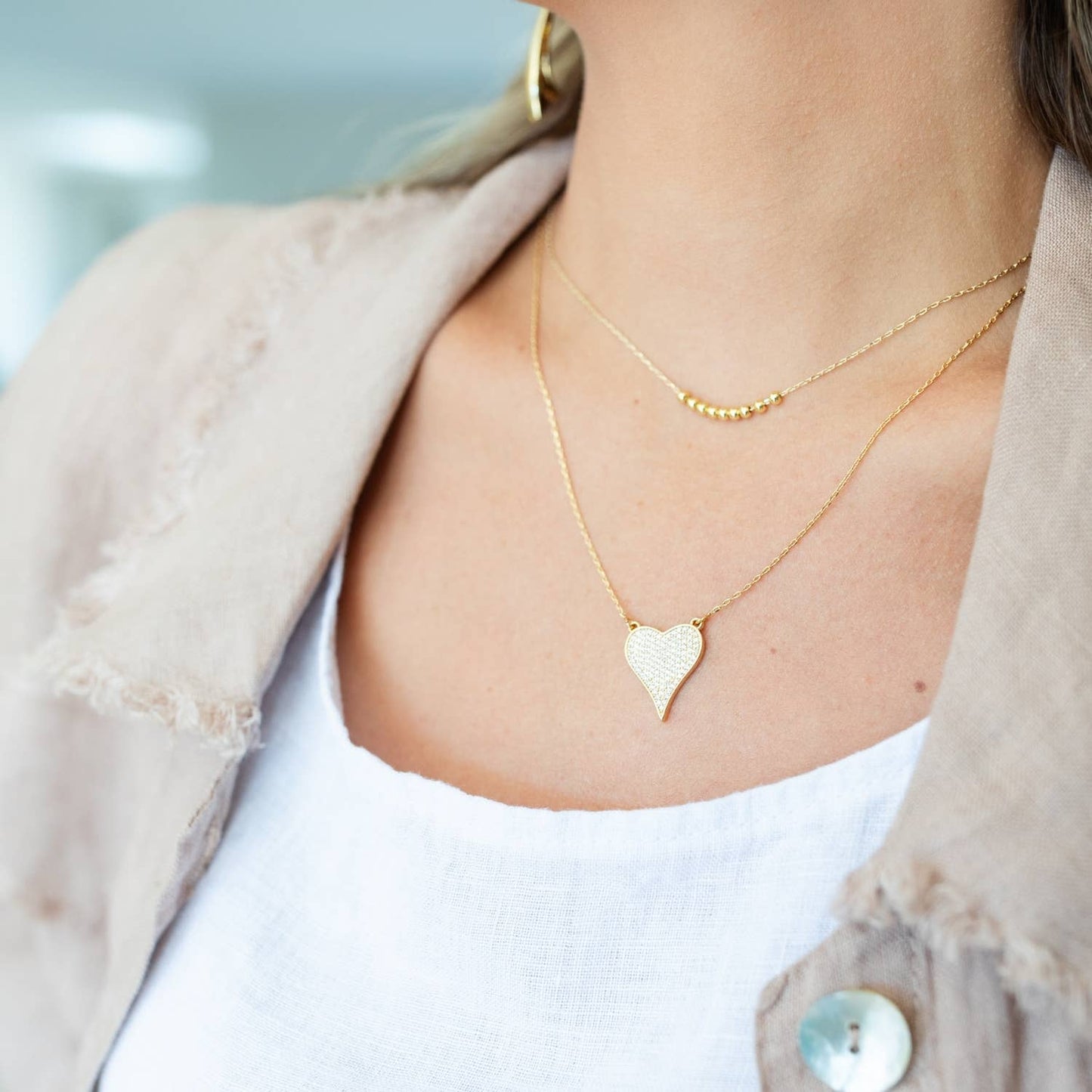 Splendid Iris - Pave Heart Necklace