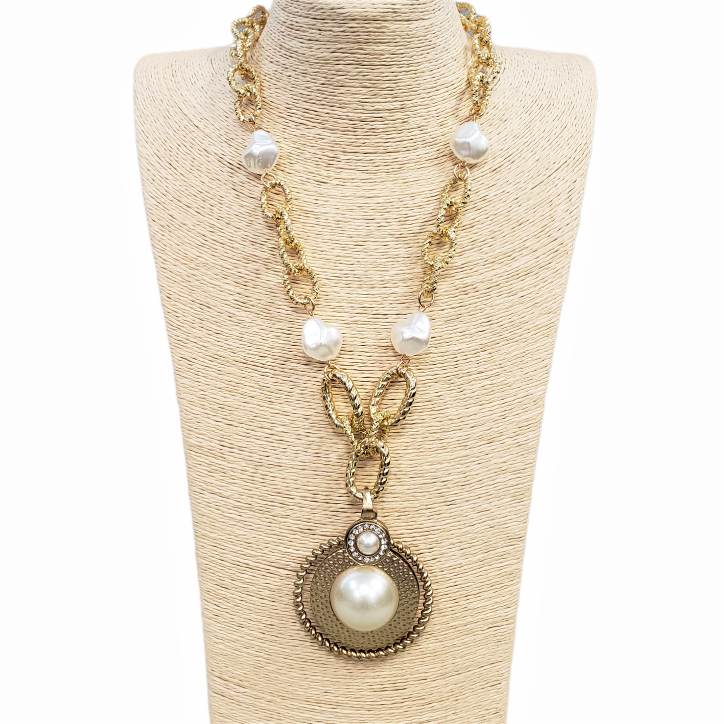 Gardenia Jewelry Ltd. - Handmade Gold Link Chain Hammered Medallion Pendant Necklace