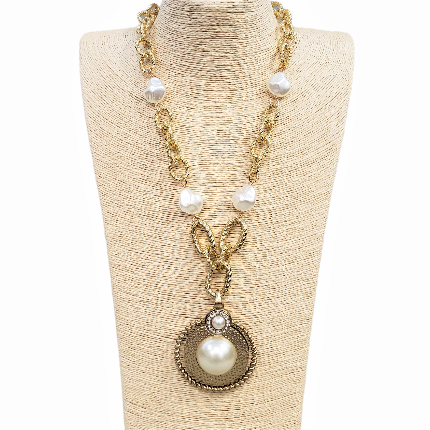 Gardenia Jewelry Ltd. - Handmade Gold Link Chain Hammered Medallion Pendant Necklace