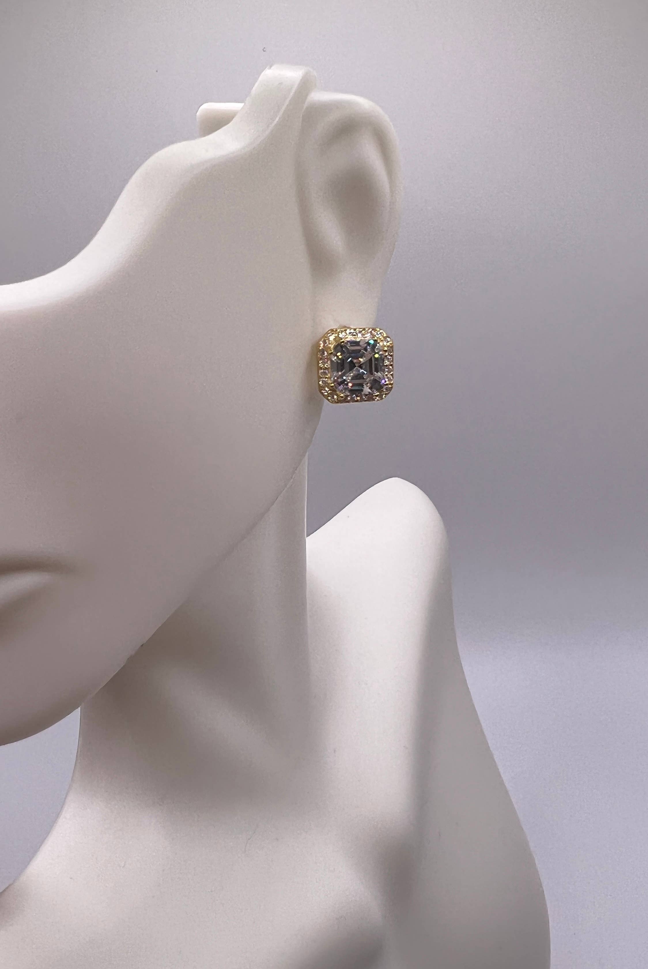 Queen Jewels - 925 Silver/Gold Asscher-cut Halo Stud Earrings