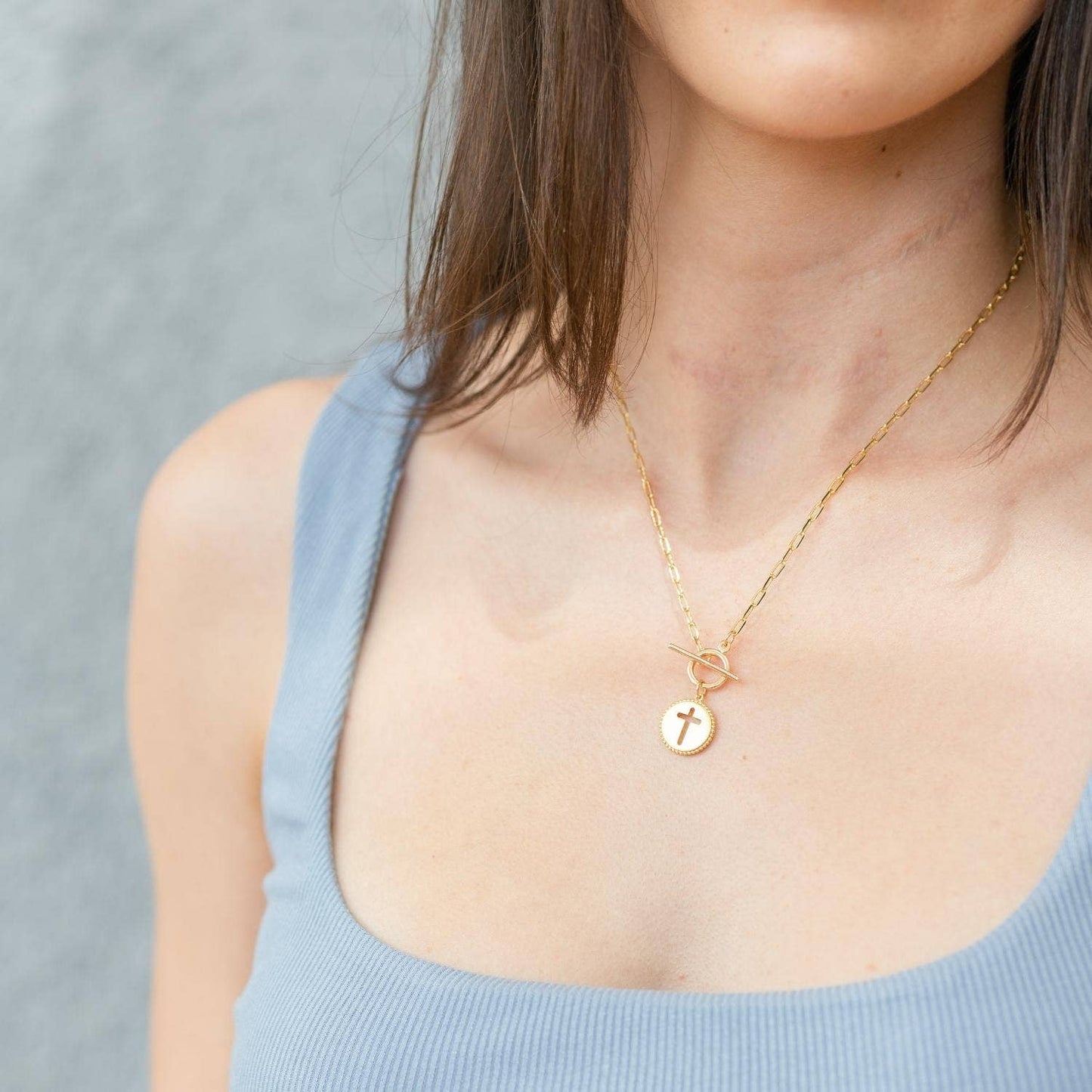 Splendid Iris - Cross Paperclip Toggle Necklace