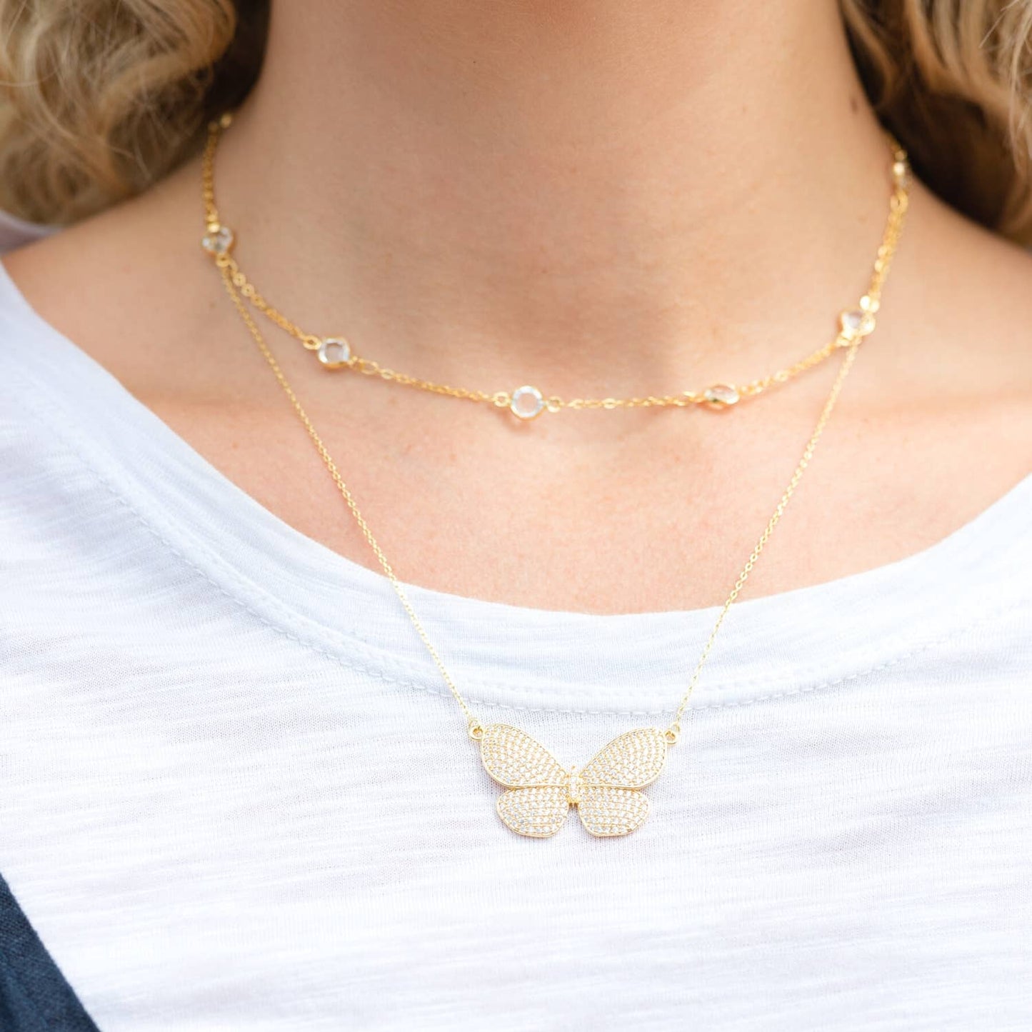 Splendid Iris - Large Flutter Butterfly Pendant Necklace